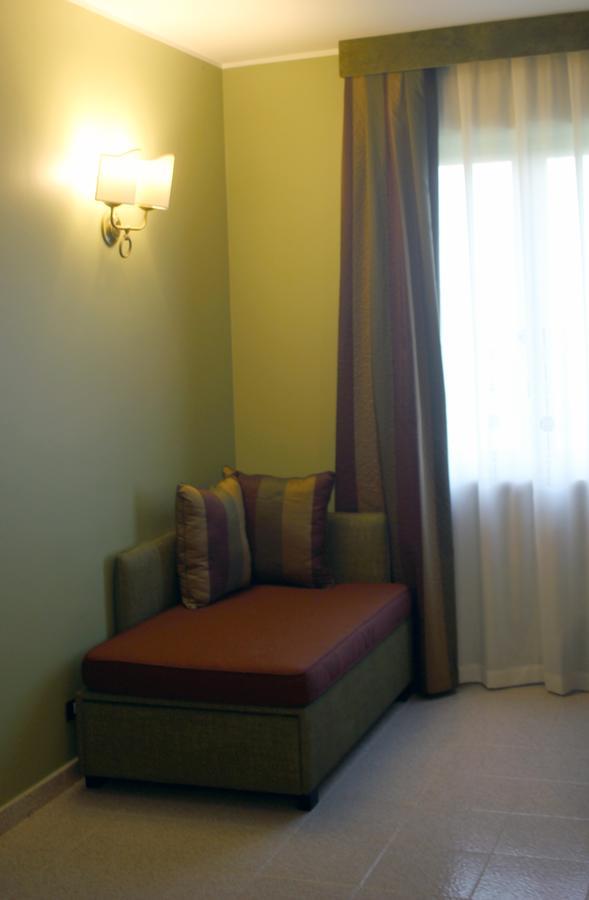 Hotel Orazio Venosa Esterno foto